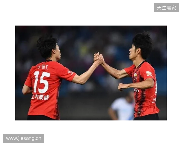 半场-玉昆暂3-0泰山 奥斯卡双响卡约闪击克雷桑中框+失误被断 半场-玉昆暂3-0泰山 奥斯卡双响卡约闪击克雷桑中框+失误被断